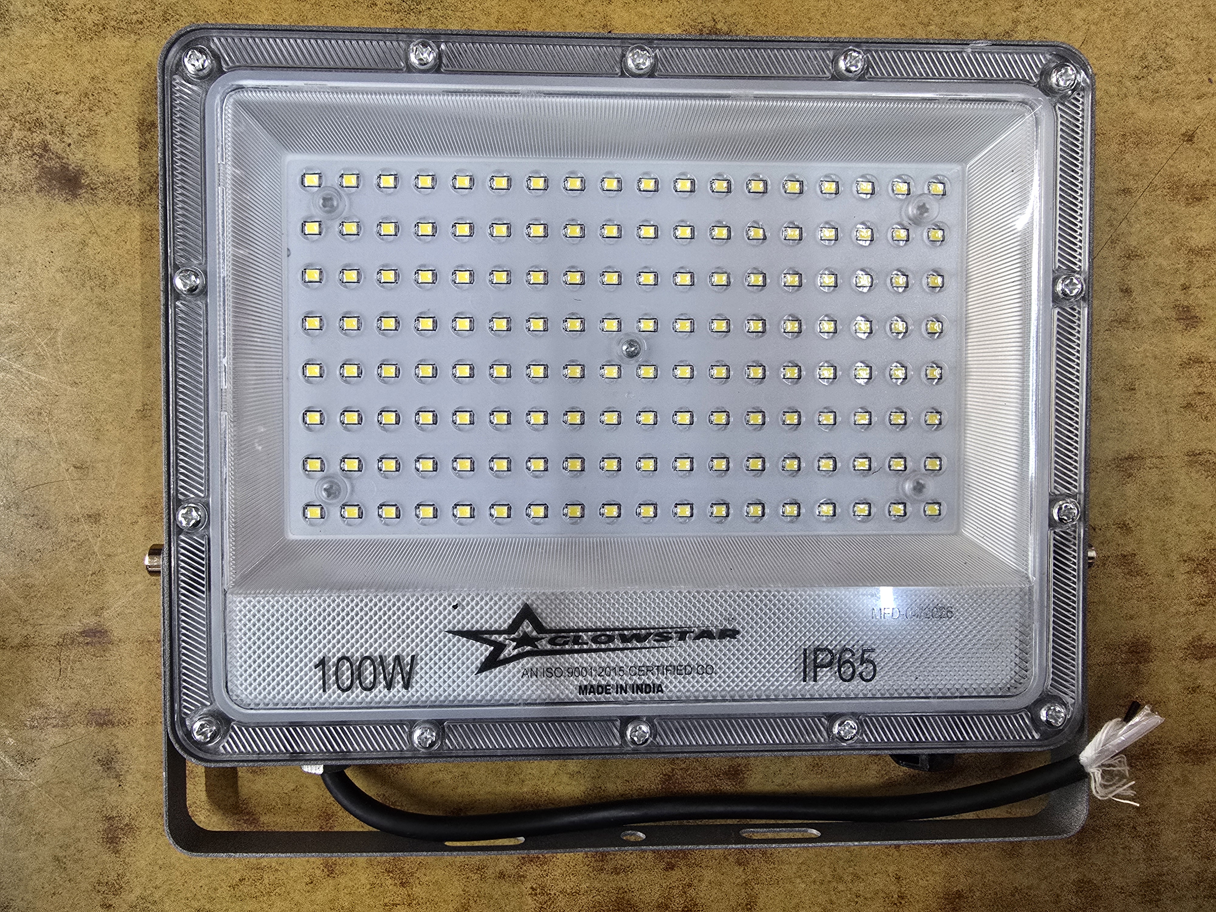 120W DOB model Glowstar flood light front product photo